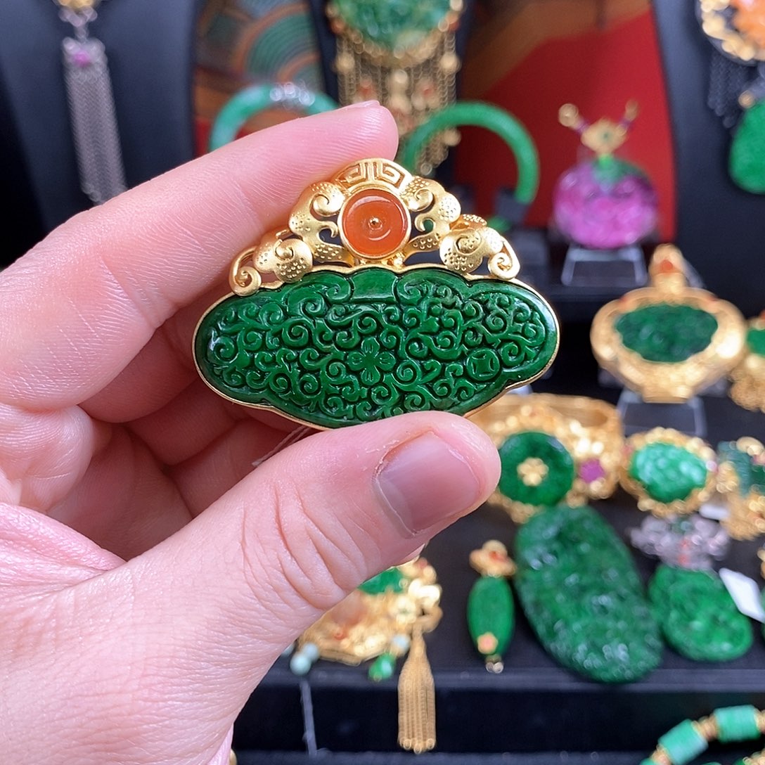 翡翠银S925镶嵌吊坠(赠链)吊坠