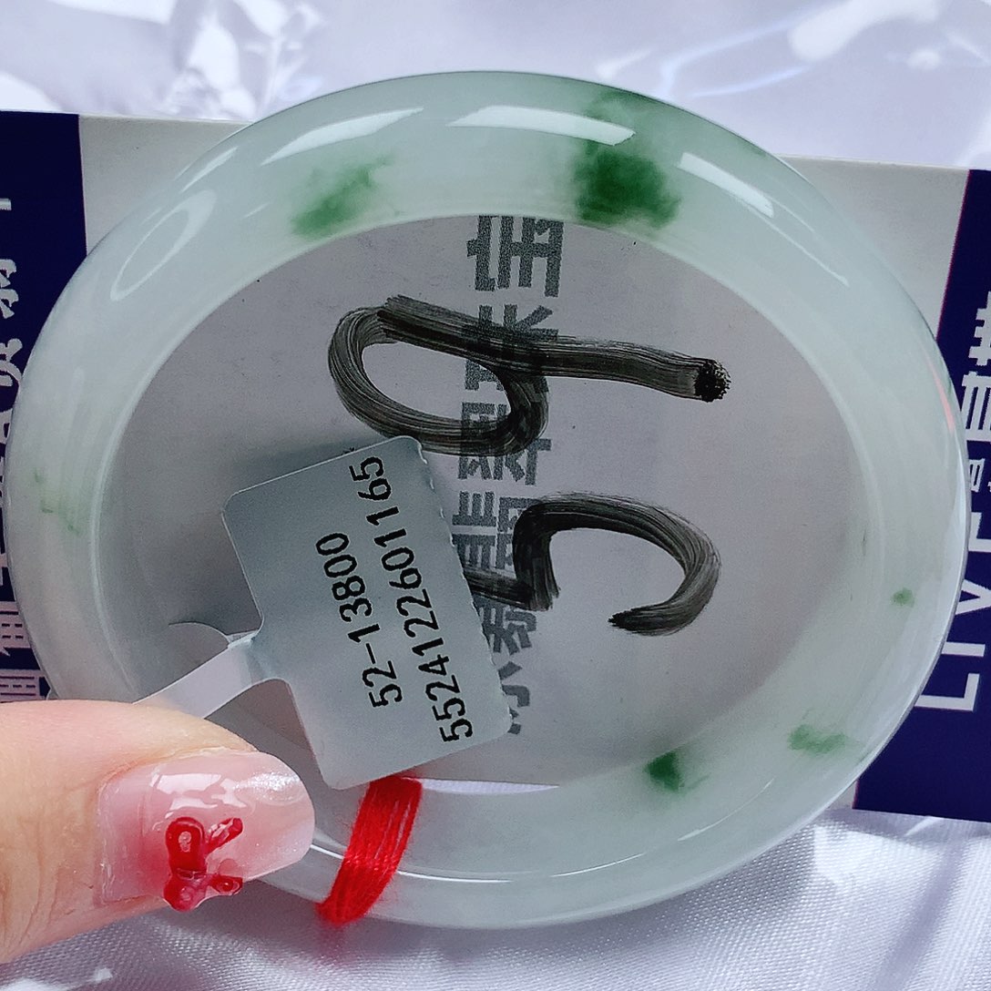 翡翠手镯未镶嵌阿*?天然缅甸a货翡翠