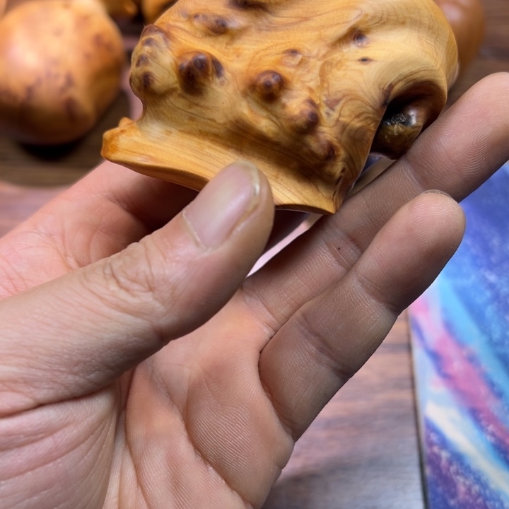 策***腾柏木（崖柏）陈化老料手串把件 