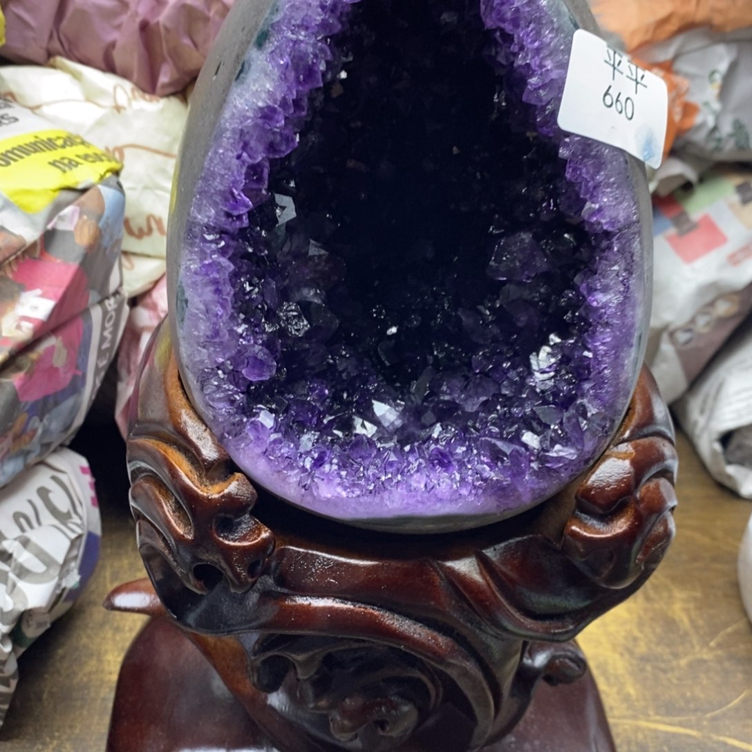 紫晶乌拉圭未镶嵌