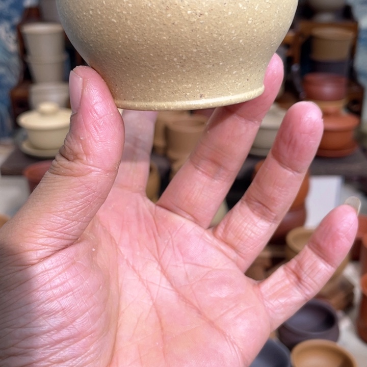 紫砂茶杯345678887544345668