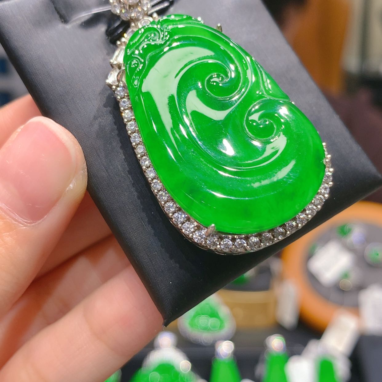 【闪购商品】颈饰银S925镶嵌翡翠3柒姐