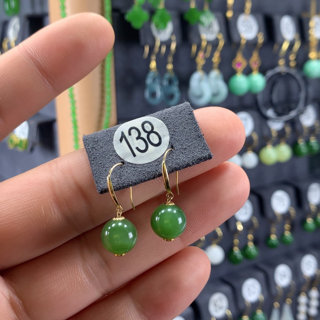 和田玉耳坠18K金镶嵌