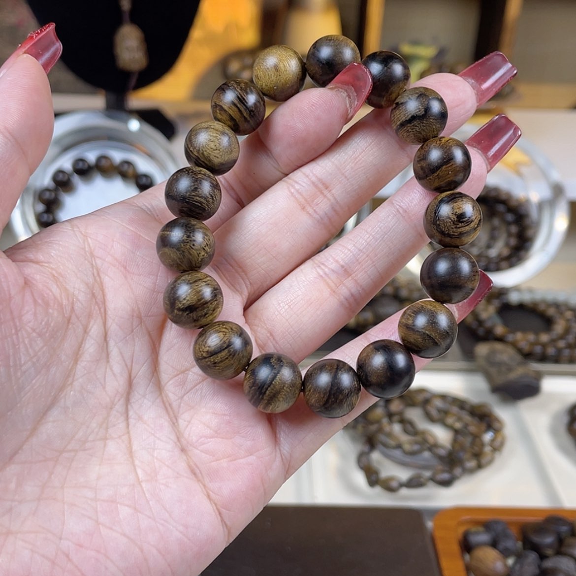 【闪购商品】沉香手串赵*越南沉香