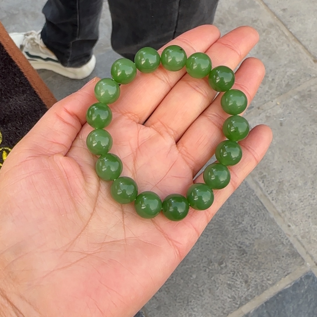 和田玉未镶嵌手链俄碧果绿卡12