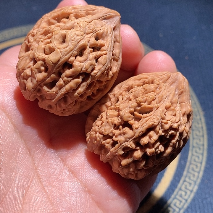 【闪购商品】文玩核桃吊坠蚂蚁王