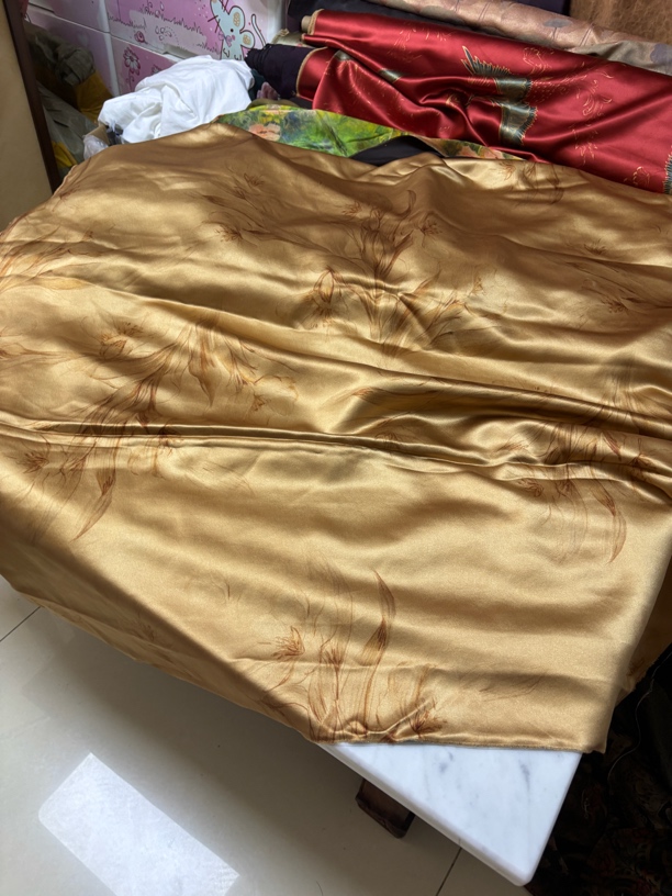 金色君子兰114/47姆米左右裁剪定制不退不换无七天无理由