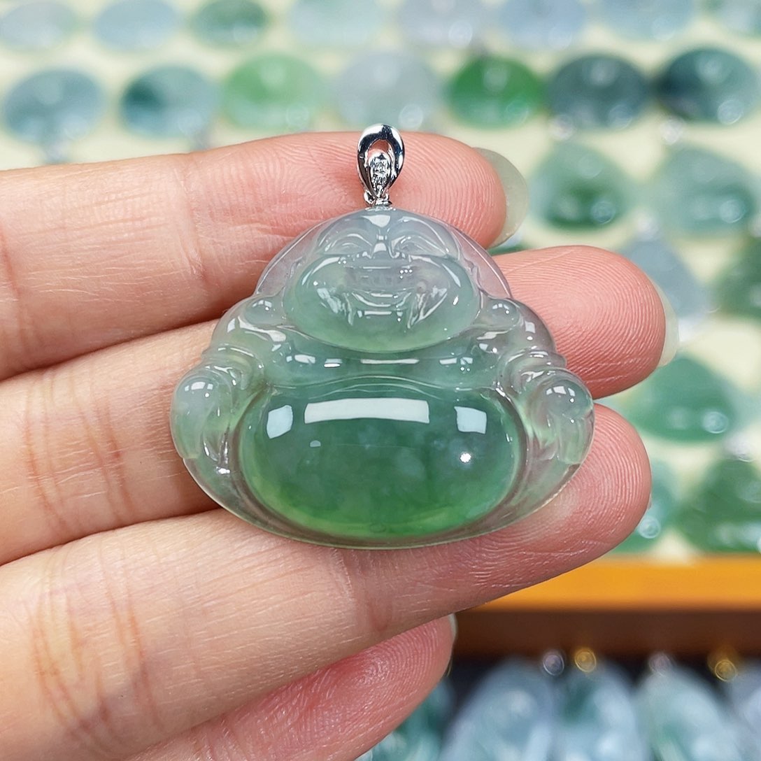 翡翠颈饰18K金镶嵌吊坠