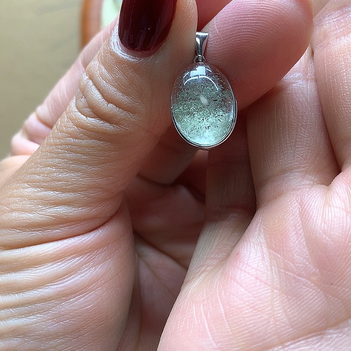 水晶水晶吊坠未镶嵌