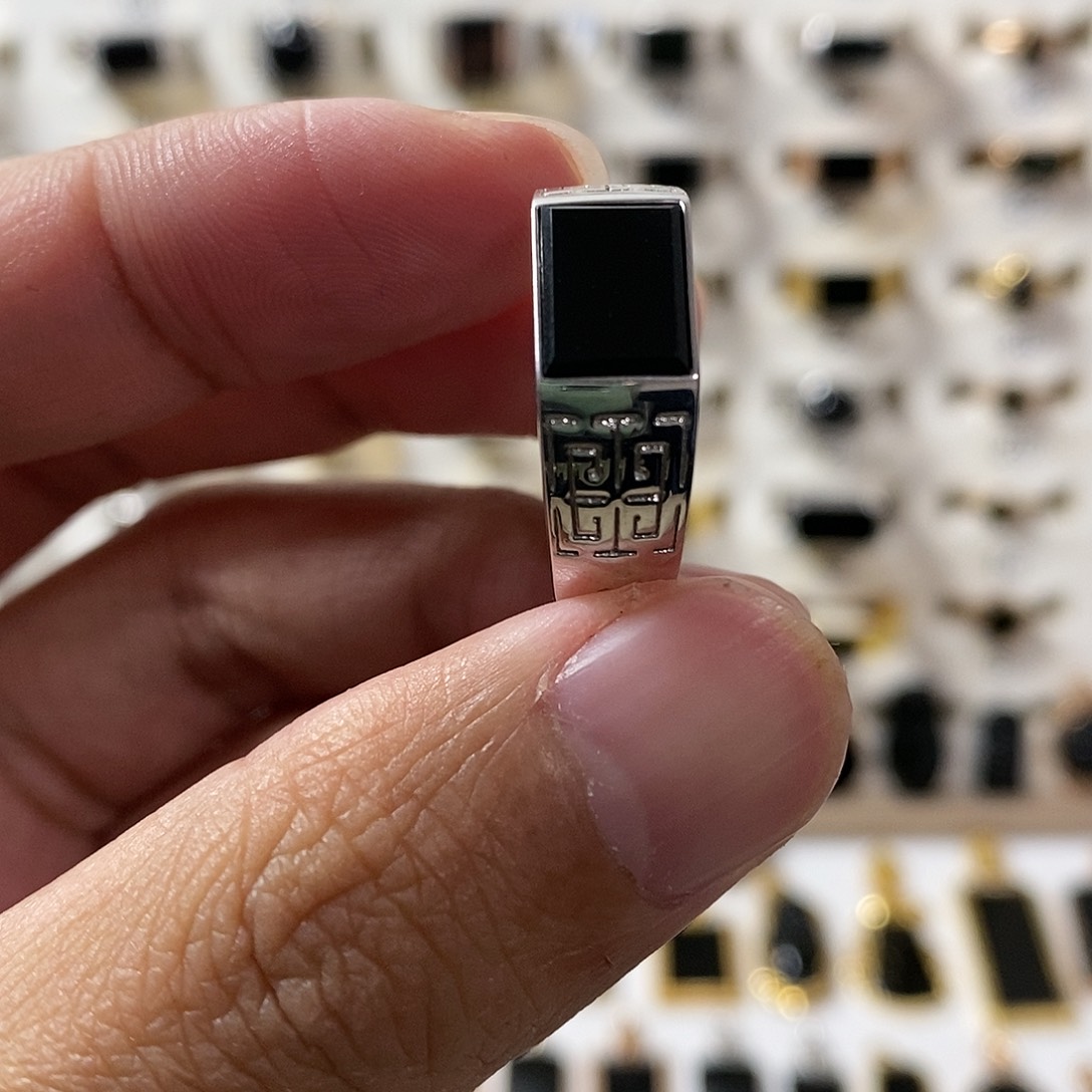 翡翠手链未镶嵌墨翠