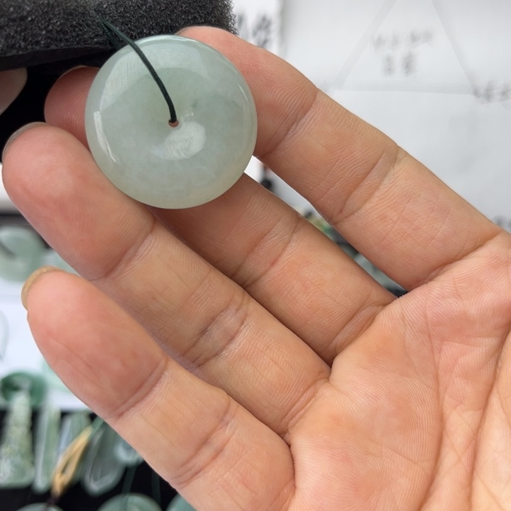 翡翠未镶嵌颈饰天然缅甸翡翠A货平安扣