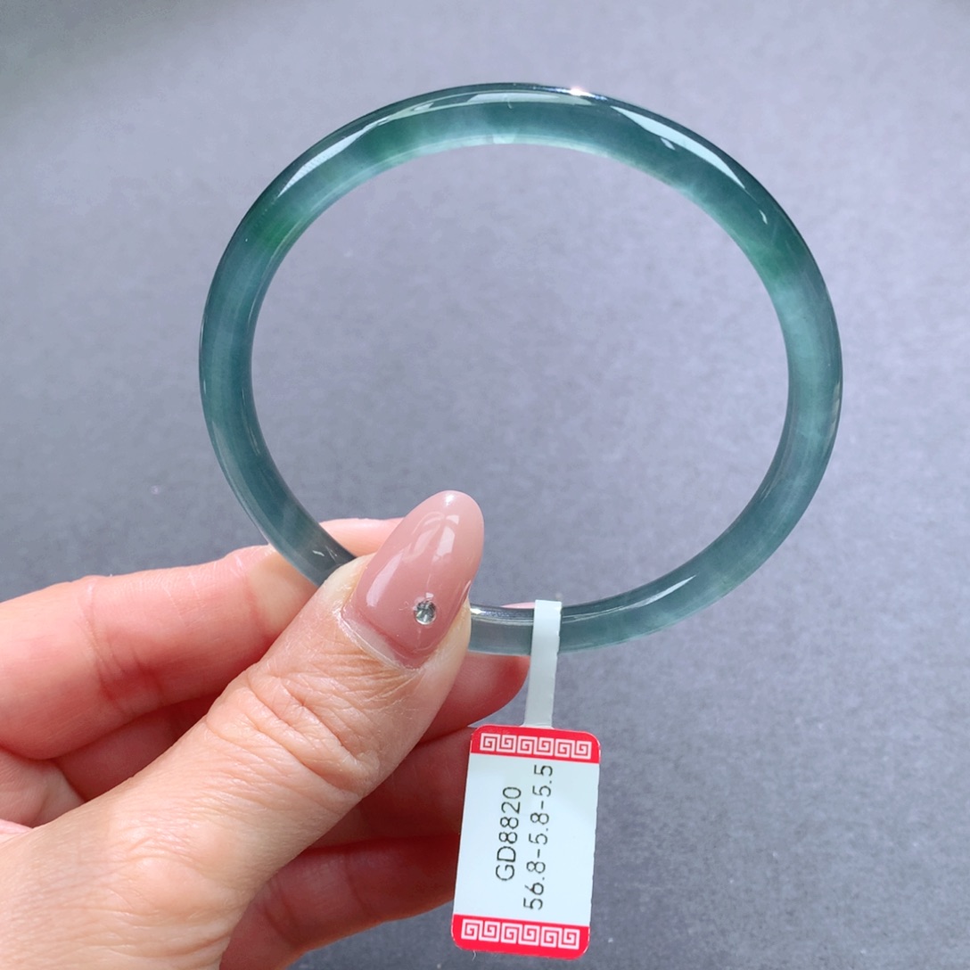 翡翠手镯未镶嵌天然翡翠手镯叮当镯