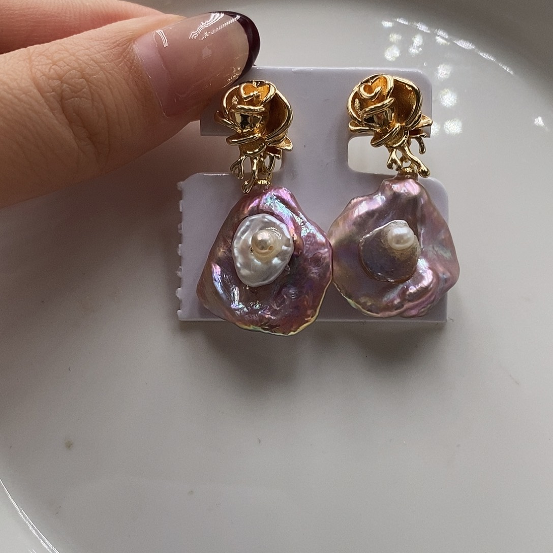 淡水珍珠银S925镶嵌耳饰