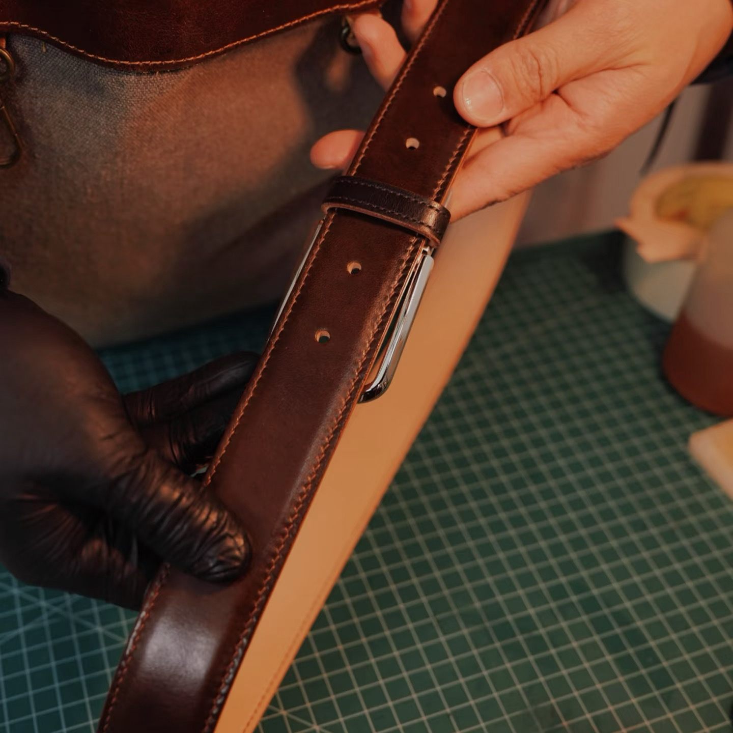 4.0+礼盒+经典男士皮具皮带腰带