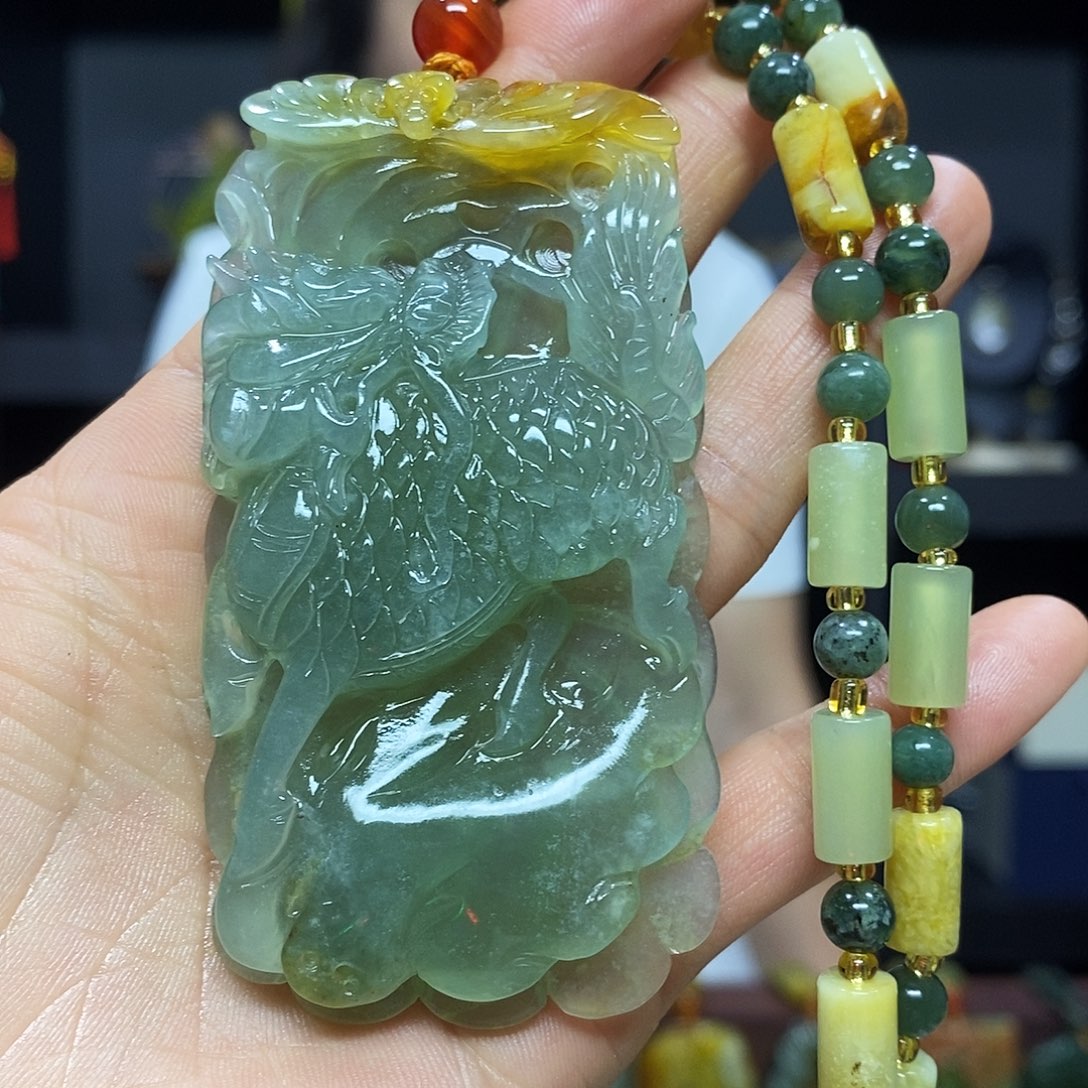 未镶嵌岫玉挂件吊坠