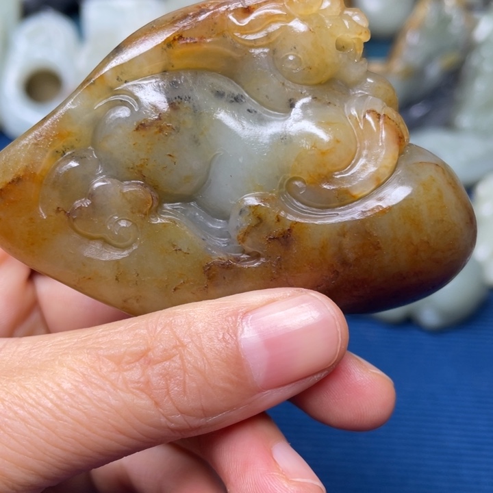 颈饰未镶嵌和田玉飞*