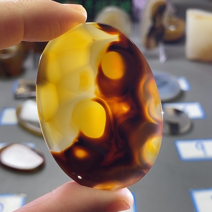 玛瑙/玉髓未镶嵌珠宝半成品74