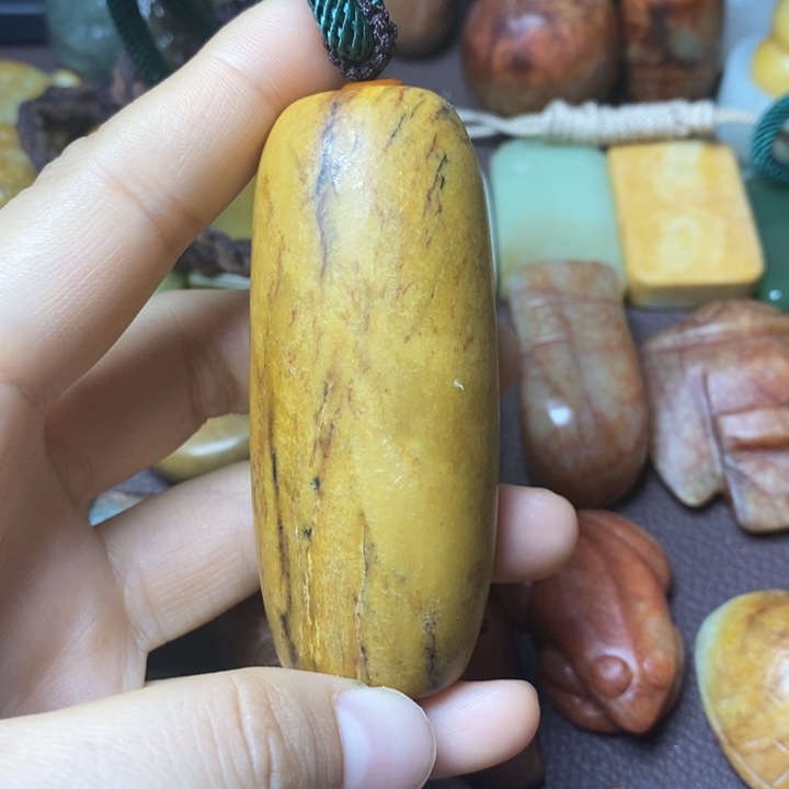 岫岩河磨玉（透闪石质玉）未镶嵌把件