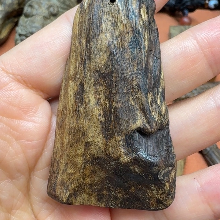 沉香吊坠馨安居沉香定制款