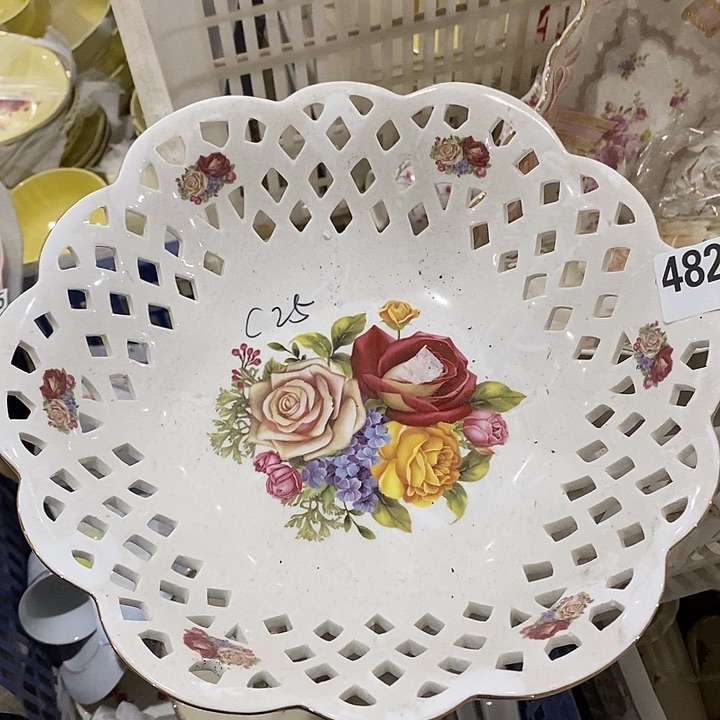 瓷片一个，111111111.带礼盒，11