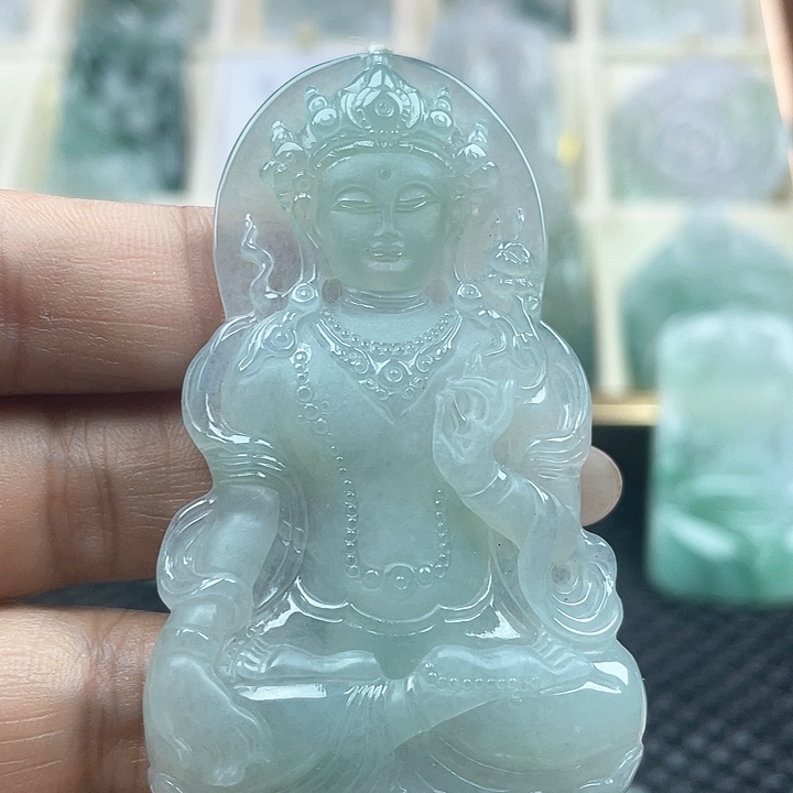 颈饰未镶嵌翡翠随*¥天然翡翠渡母