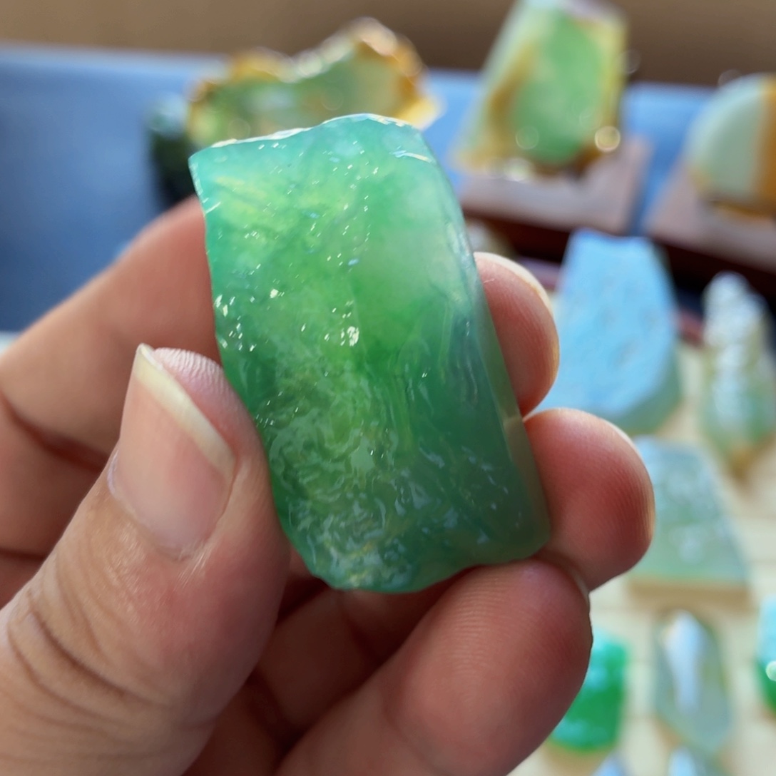 定制翡翠未镶嵌翡翠首饰