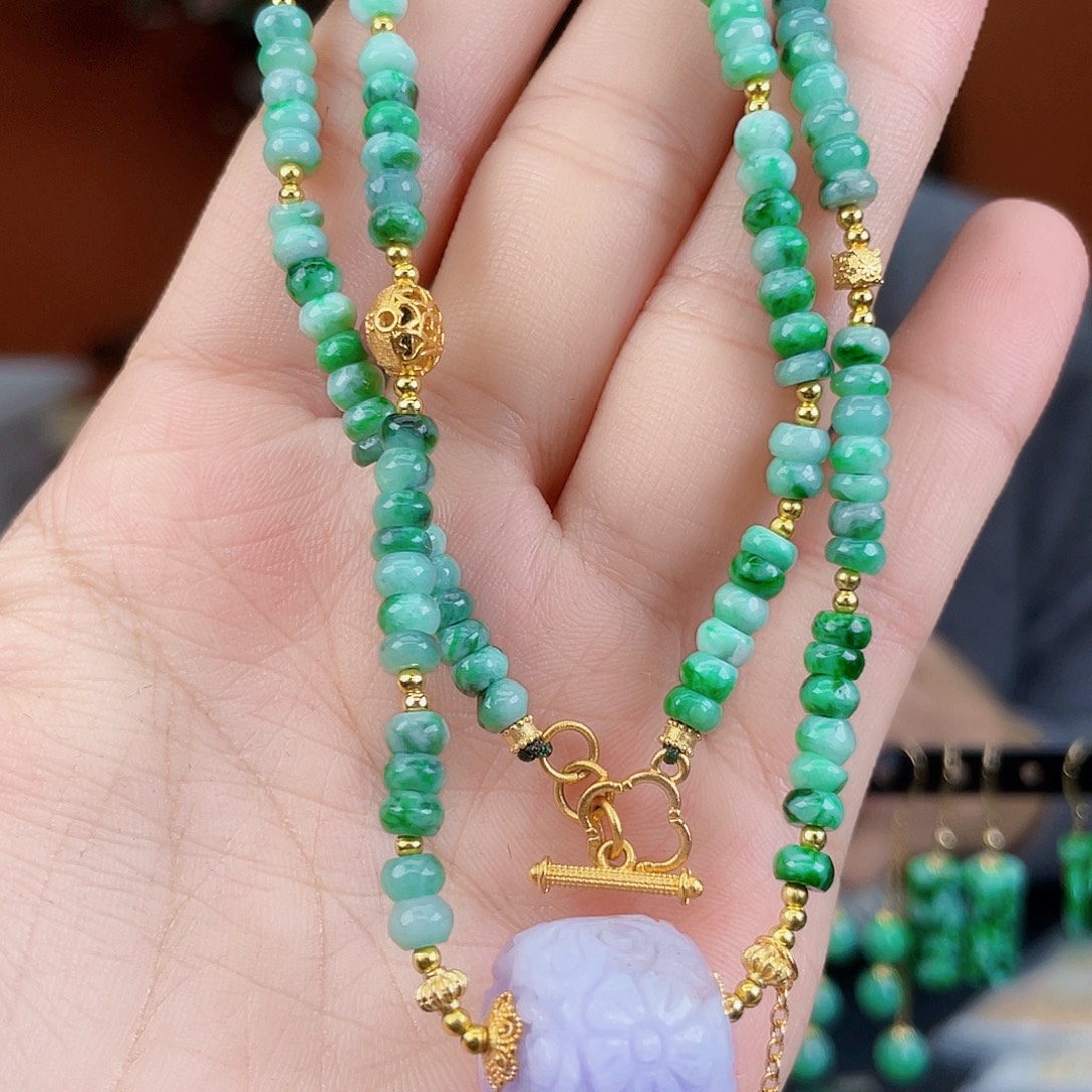 翡翠未镶嵌耳饰饰品