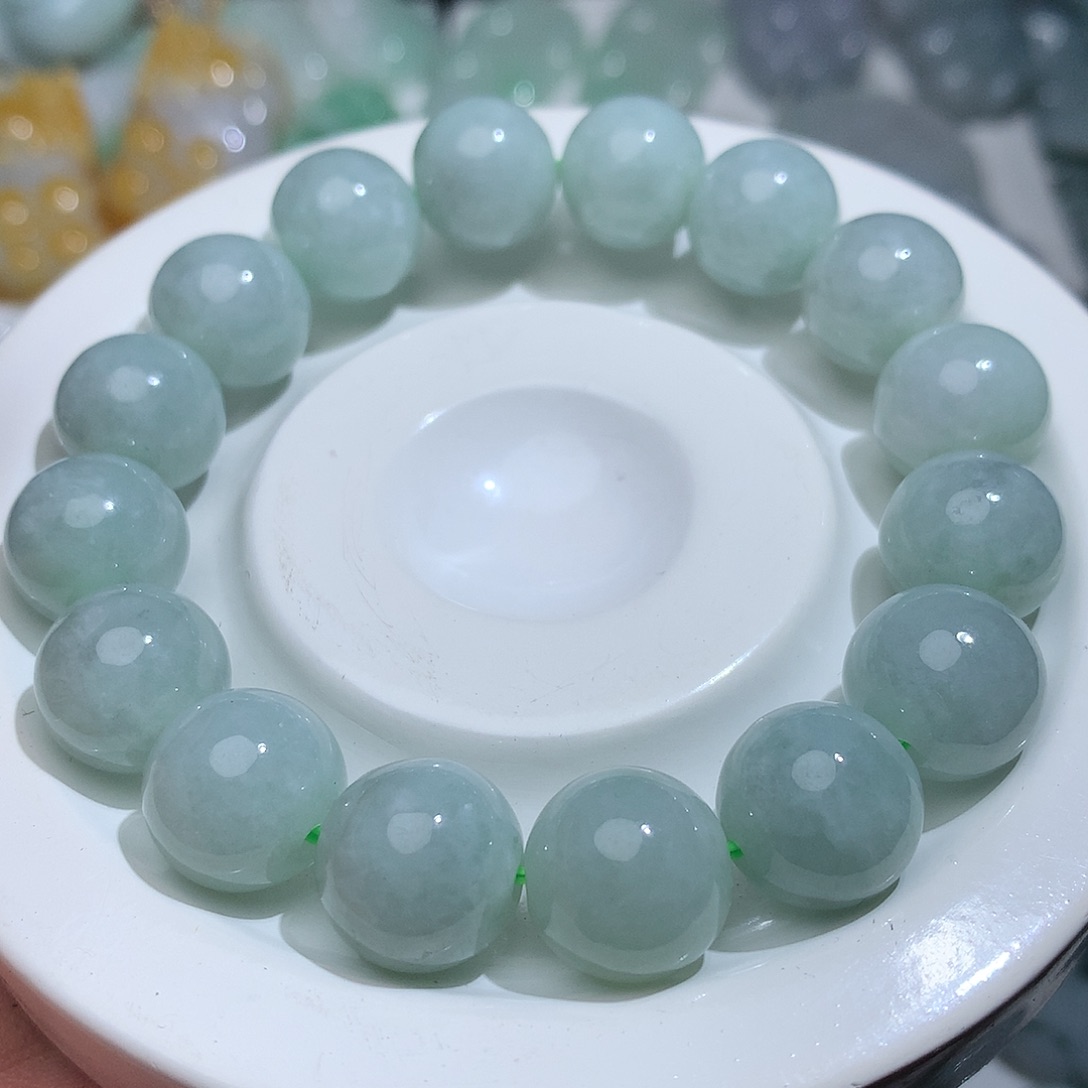 翡翠未镶嵌颈饰409