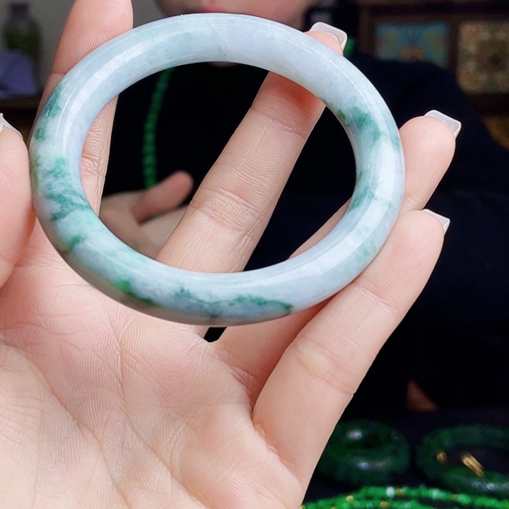 翡翠未镶嵌颈饰多样性56