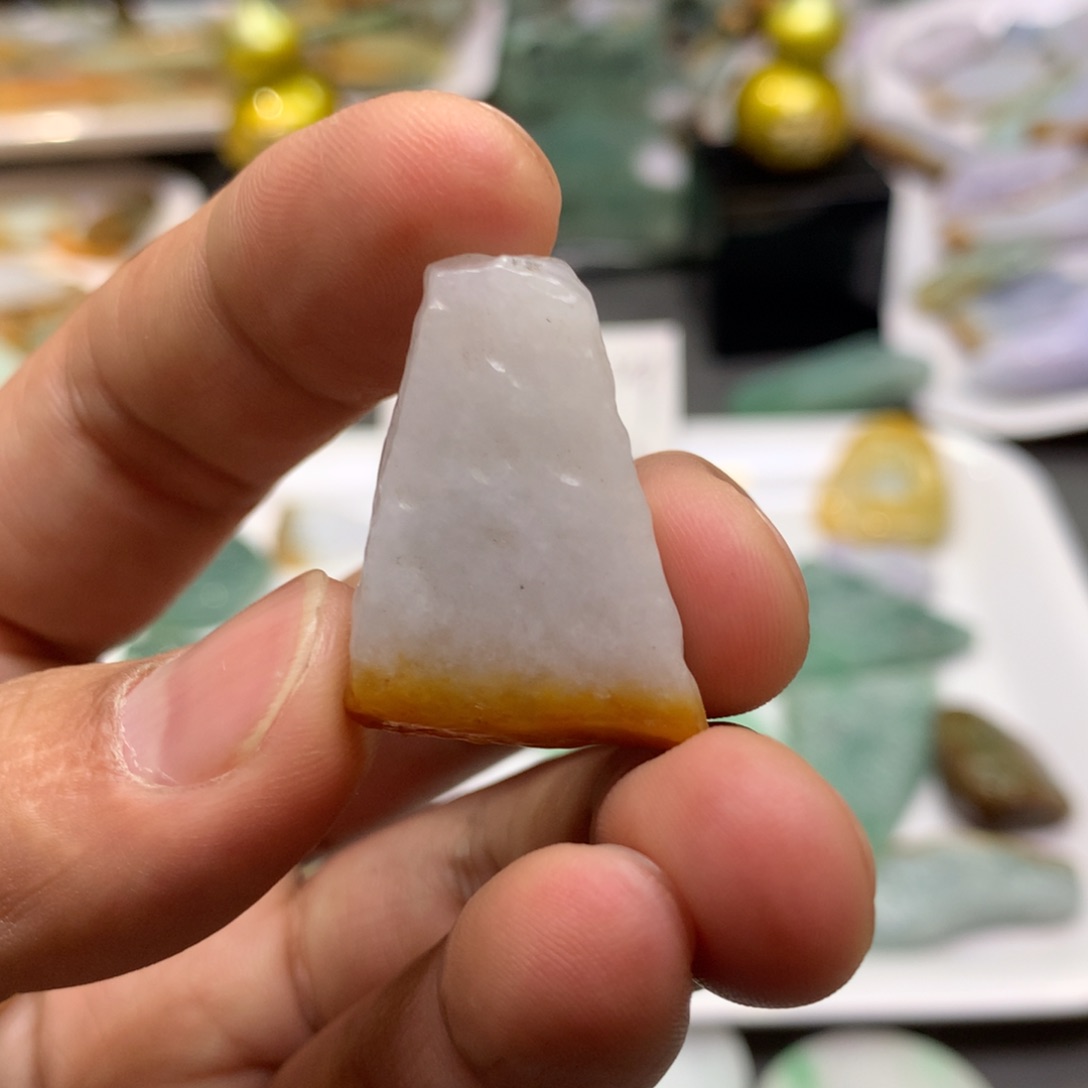 翡翠颈饰未镶嵌关***1