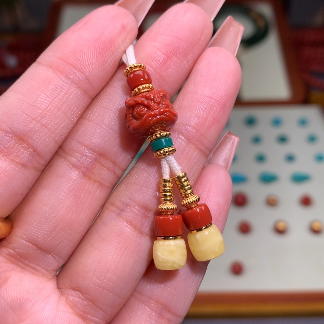 南红玛瑙颈饰未镶嵌