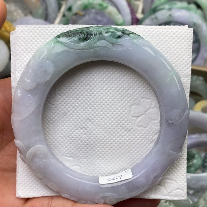 翡翠未镶嵌手镯55.7九尾狐