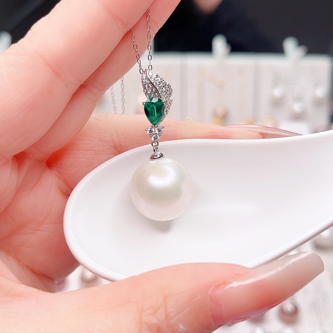 银S925镶嵌淡水珍珠吊坠(赠链)