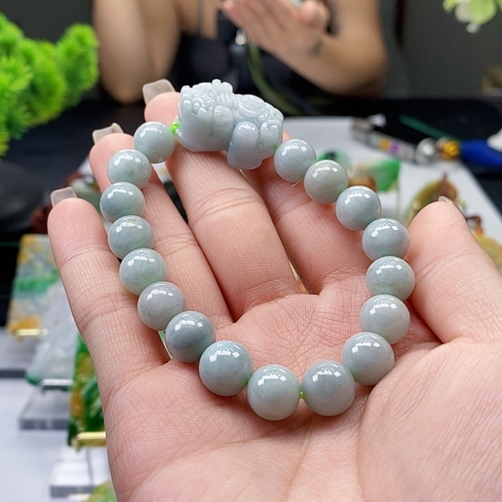 颈饰未镶嵌翡翠翡翠A货