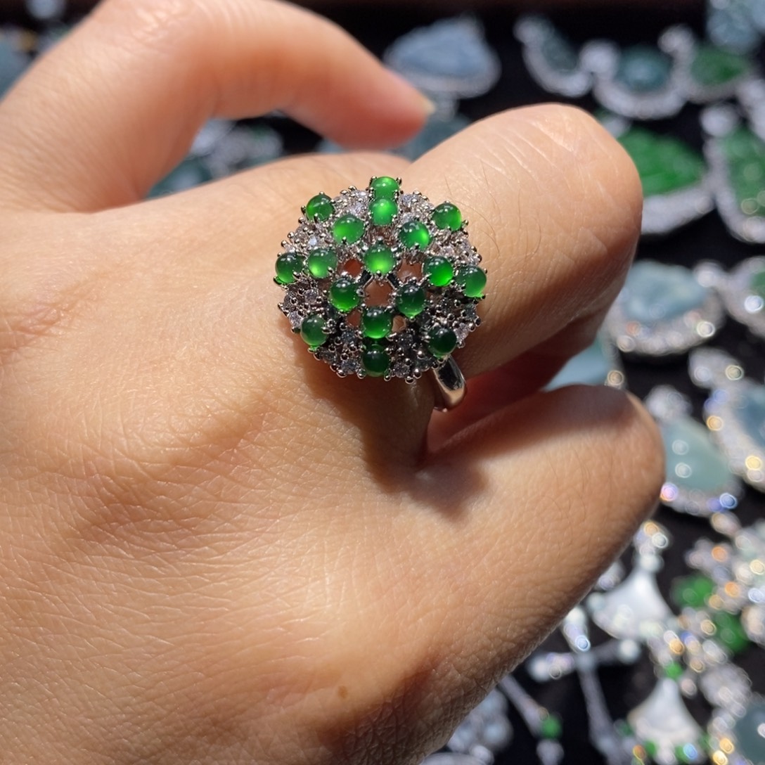 安***儿翡翠未镶嵌颈饰翡翠