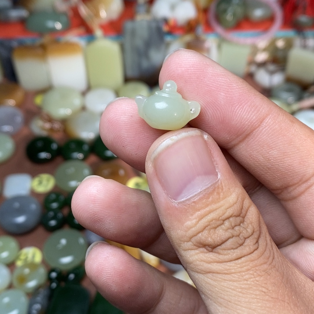 @***陈和田玉未镶嵌吊坠(不含链)