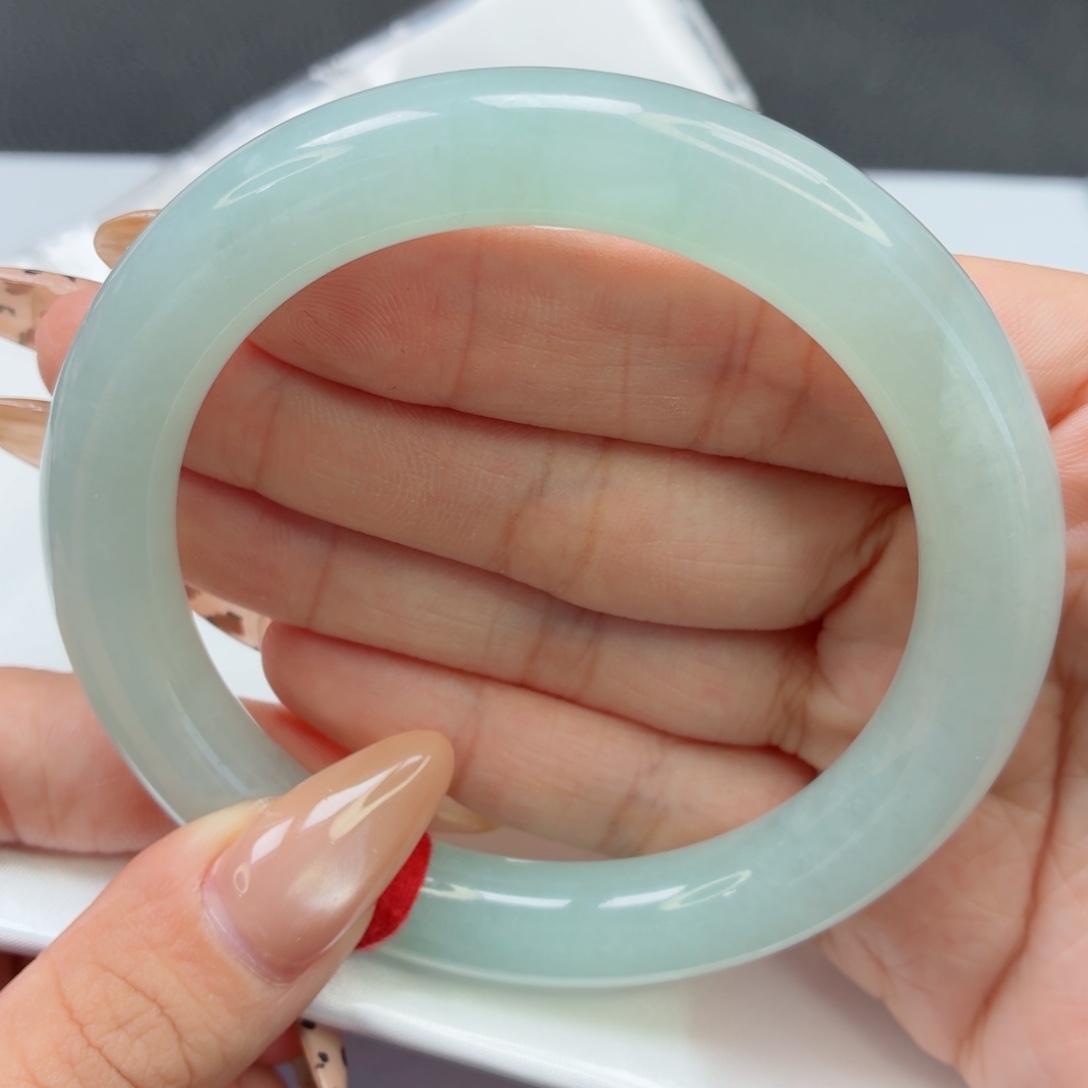 未镶嵌手镯翡翠46