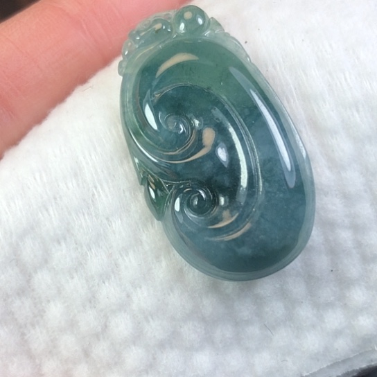 翡翠未镶嵌颈饰缅甸A货，每天下午1点半开播