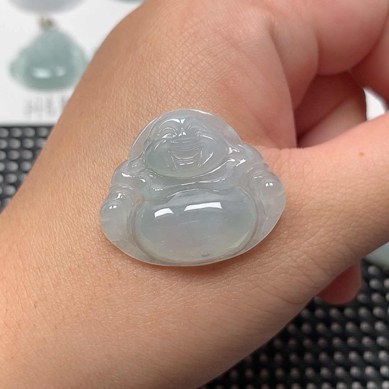 【闪购商品】翡翠未镶嵌颈饰佛公
