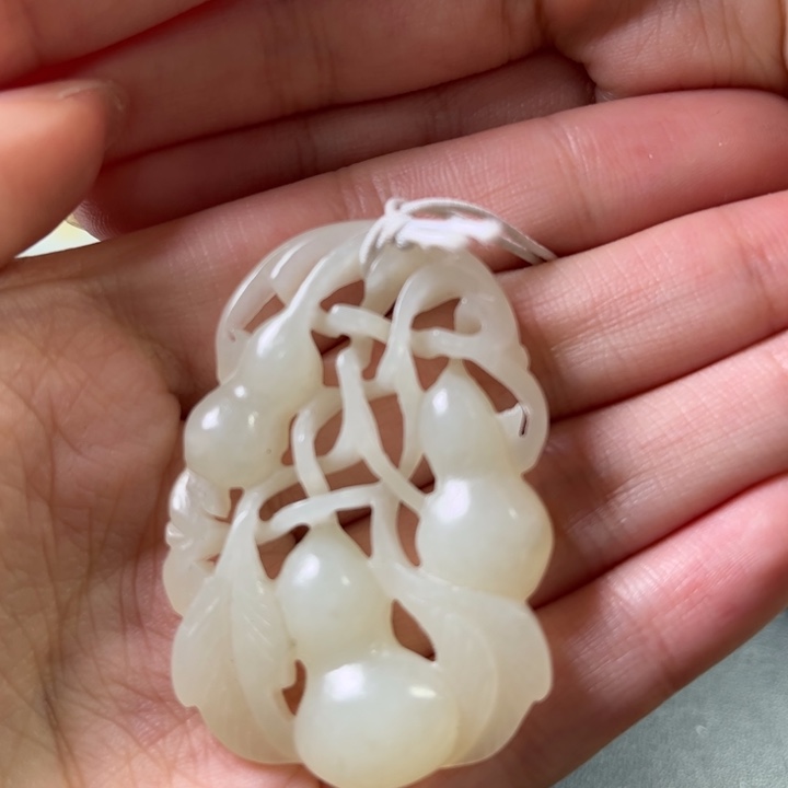 和田玉挂件未镶嵌蝴****8