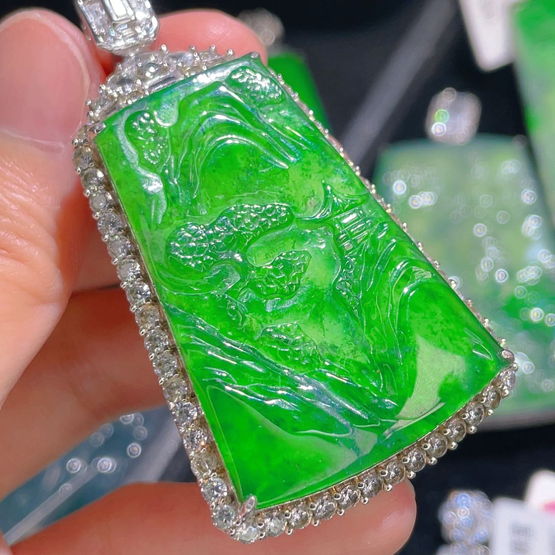 翡翠吊坠(不含链)未镶嵌