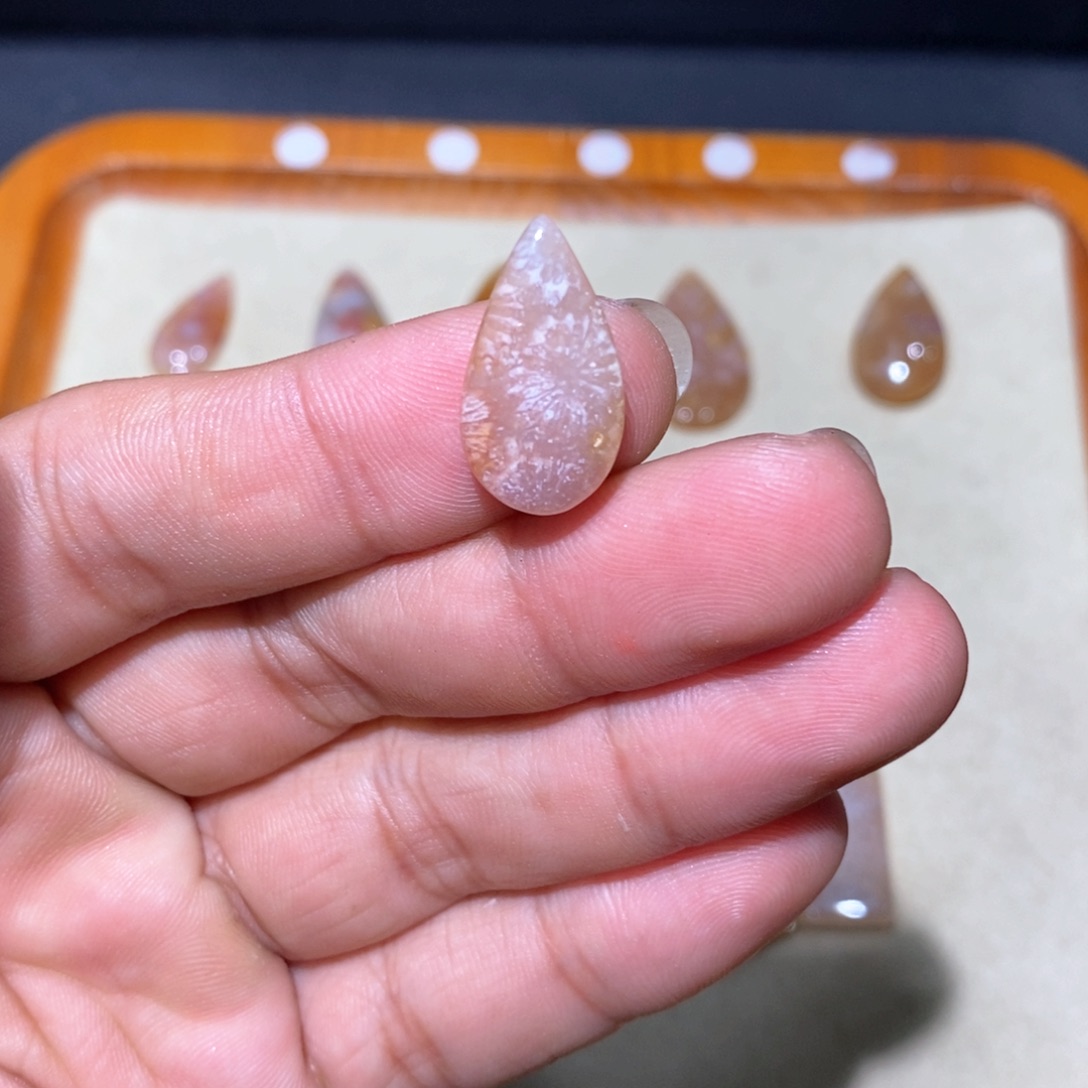 【闪购商品】硅化玉颈饰足银镶嵌