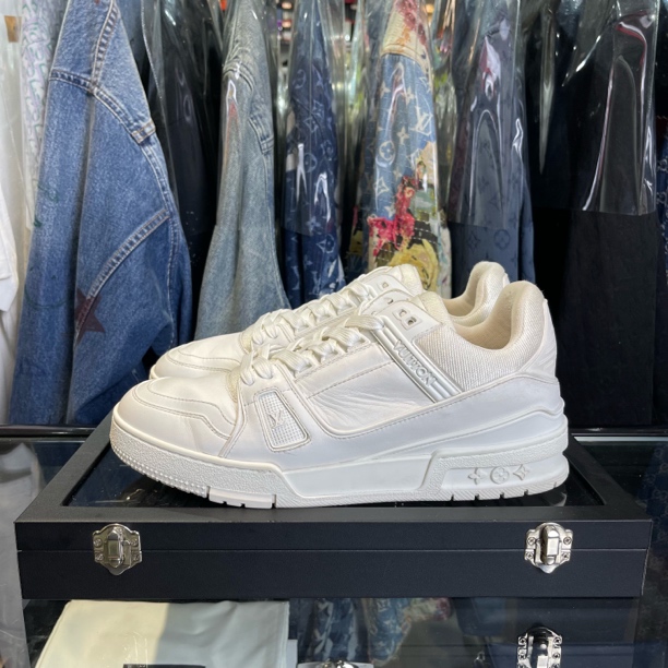 99新 LouisVuitton/路易威登 纯白板鞋/7.5码/无盒/已鉴定洗护
