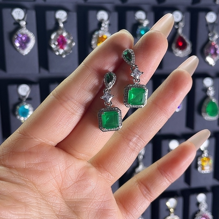 祖母绿耳饰银S925镶嵌