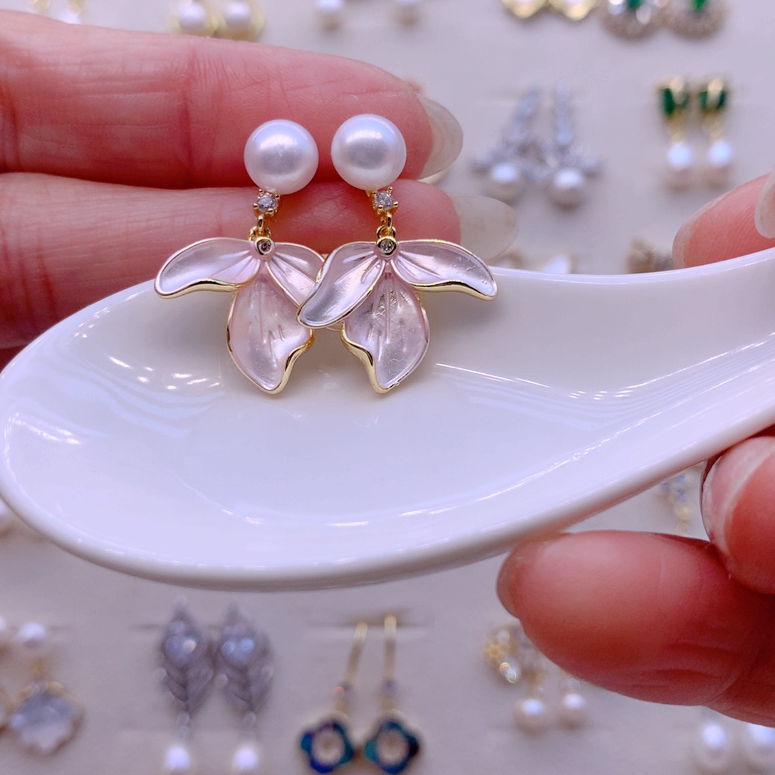 合金淡水珍珠耳饰