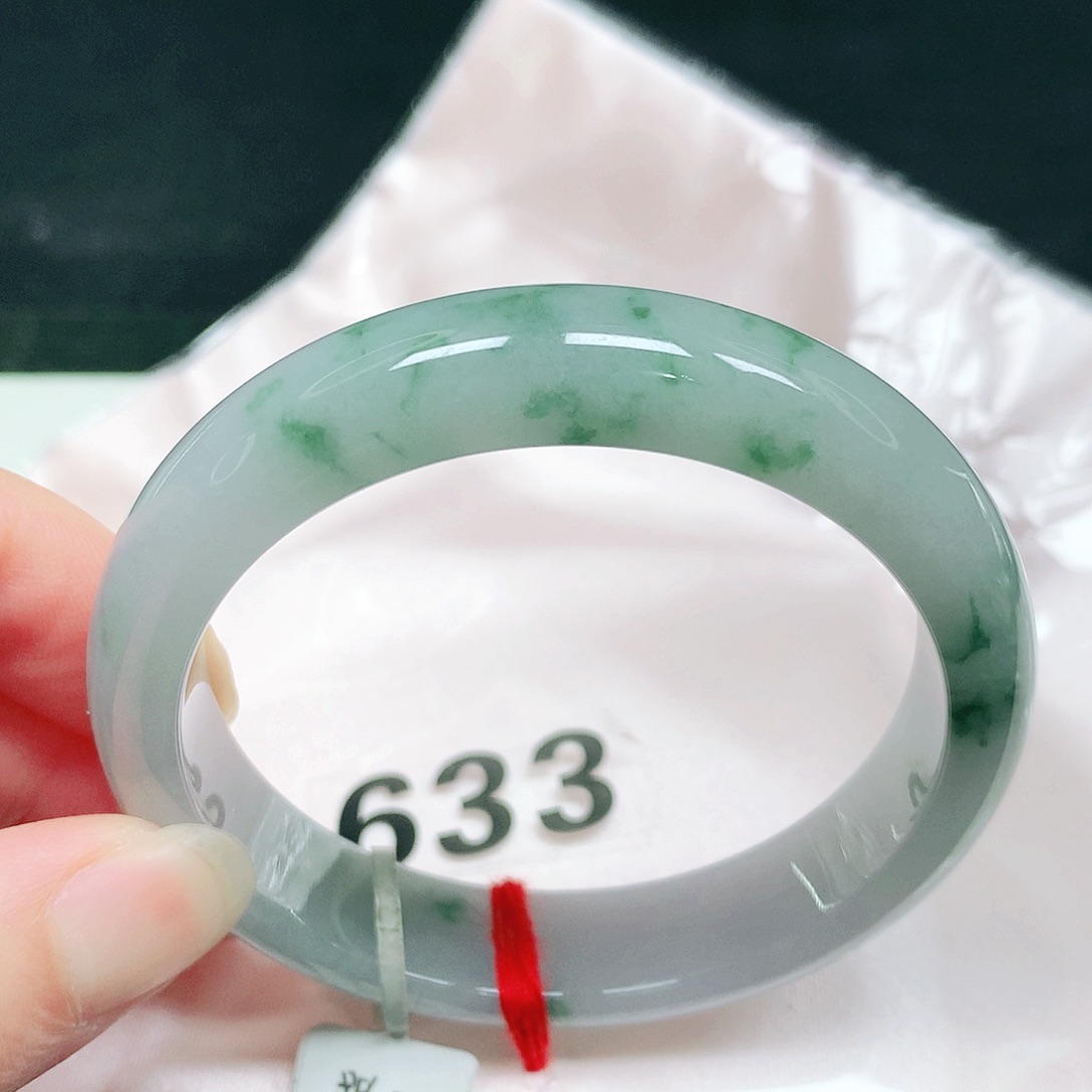 翡翠未镶嵌手镯36 号翡翠手镯