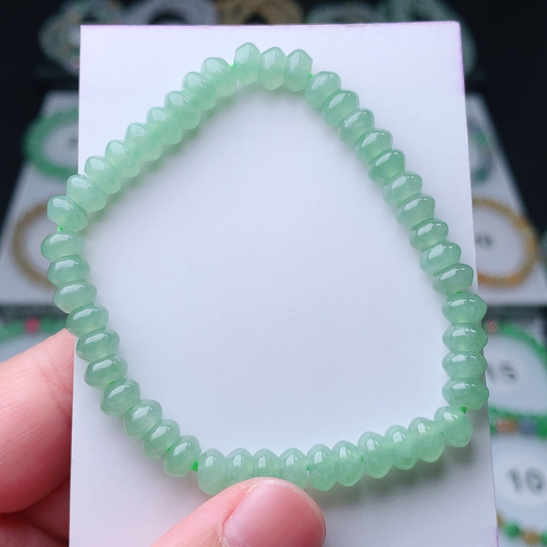 翡翠手串未镶嵌翡翠