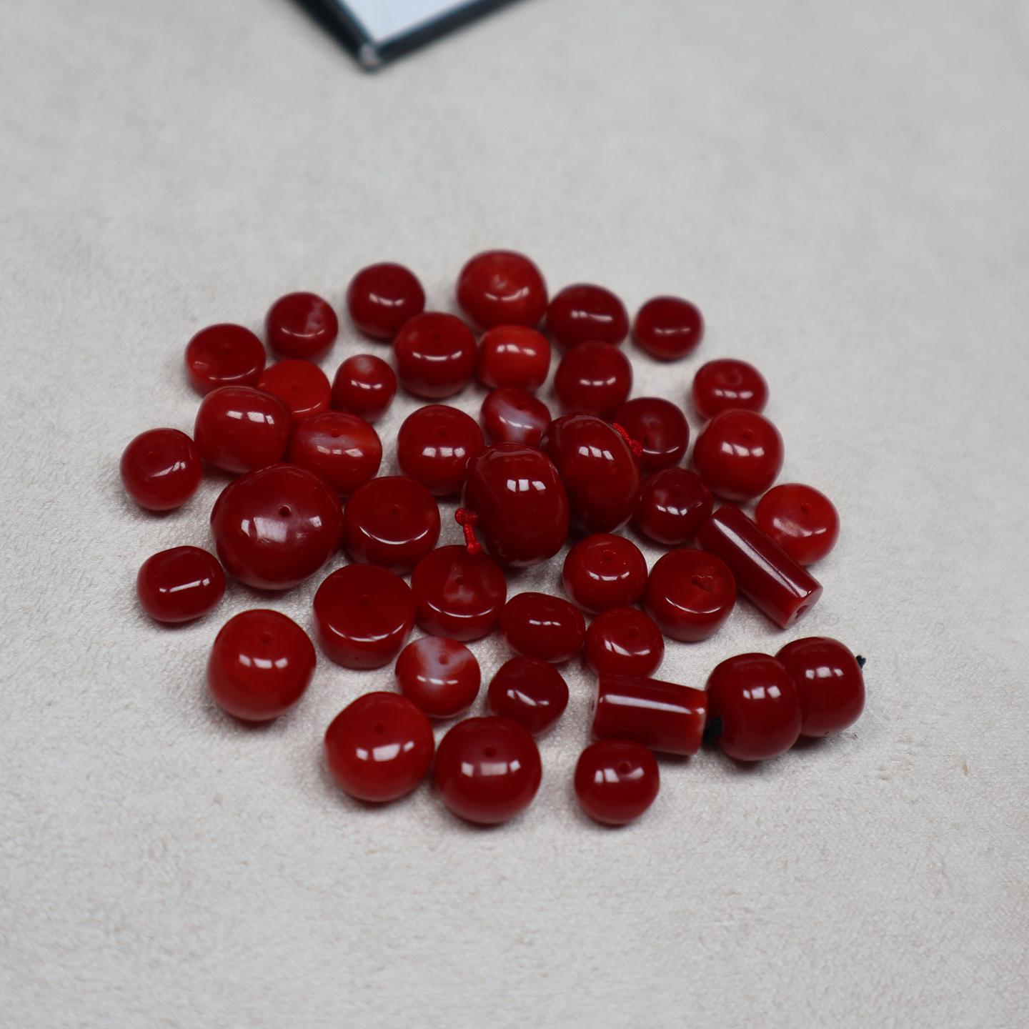 天然有机宝石阿卡牛血红珊瑚直切隔片算盘珠桶