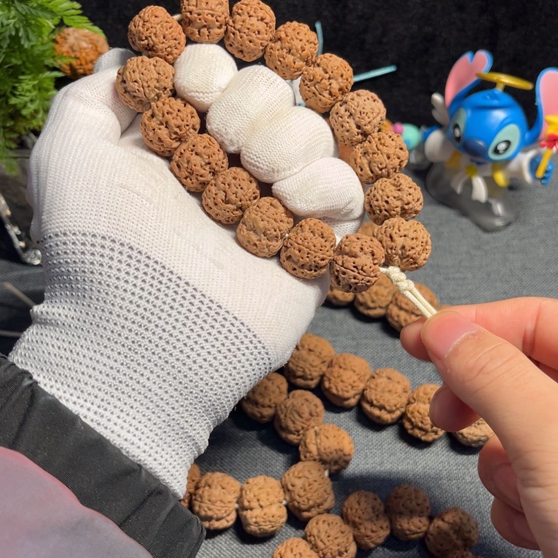 不***辣手串金刚菩提梁梅花，头货