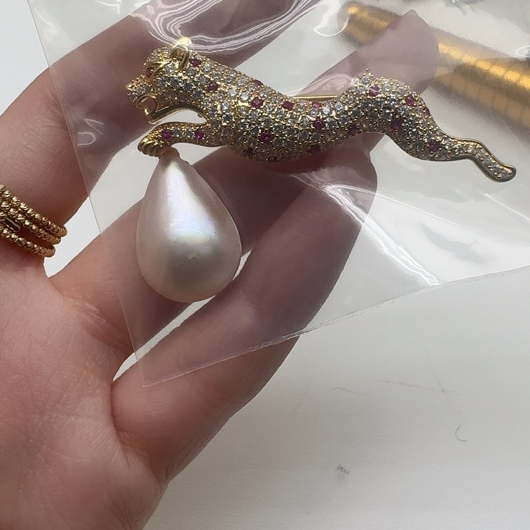 拼合珍珠（马贝珠）胸针未镶嵌